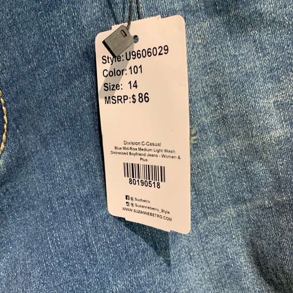 NWT Suzanne Betro Distressed Boyfriend Jeans Sz 14 - Picture 3 of 4